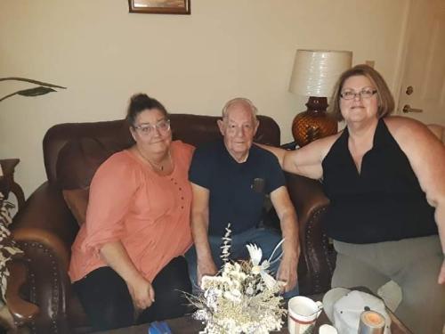 04:05:31 GMT-0500 (EST)