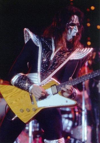 tumblr_8217192a0e73e798fcfcc54bdc7fb7a9_f10b2a27_540