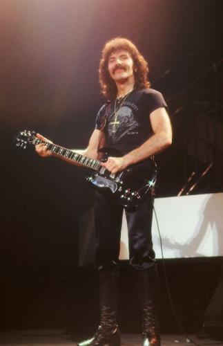 e030e79943cb2c04704276215fb8dd44