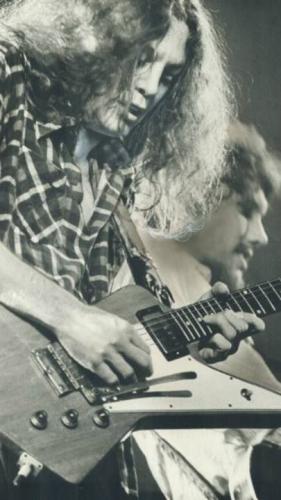 06f8e5520345073882e9bb4dd8fdaa4e