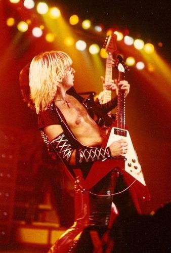 tumblr_efba1ed2d8d09083286527ce266a819c_5649a19b_500