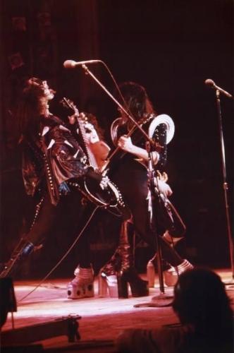 e1ff3ab75eb54d1a7588a5a1881468b8