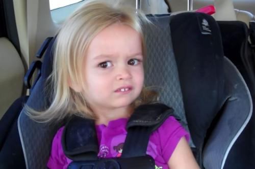 1005006_side_eye_chloe_5_3c25fbb6a8ca9ac6364e6a7e10c4b6d1