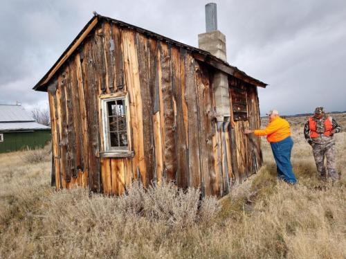 1FB56903-F5A7-4EFF-B28A-B8E38110E755