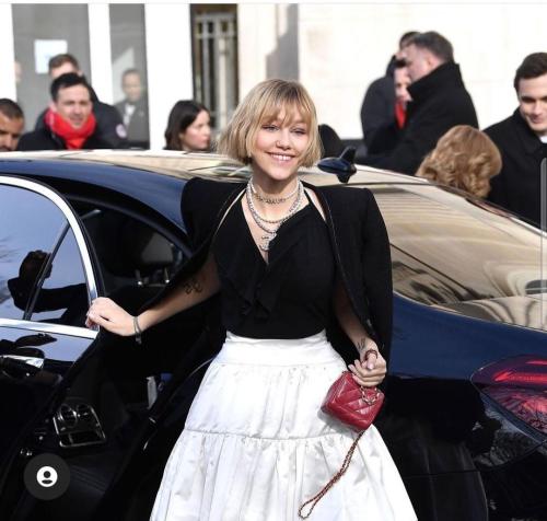 44337923-40d8-4e60-b7f9-7dfe5a0442b9