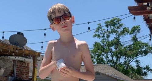 BDA8D981-ED87-4120-9938-935EE5FCB018