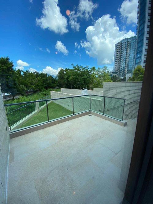 264610E1-470A-40B7-9D02-0E91C05722BD