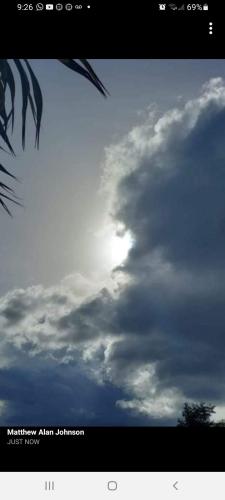 987fabf9-56b9-45ec-9978-fcb0b24b560f