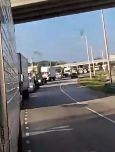 5844cb3f-36d1-4393-becc-16d33464432f