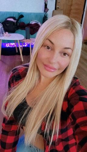 EFE64377-CCEF-483C-AFAB-F94DFB80394E