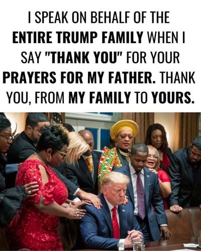 Trump and Visitors prayng July 2020