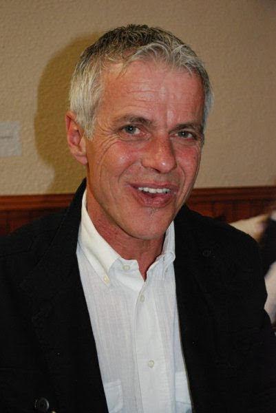 90d2e893-0c02-4f43-bf9b-c8357cf1200f