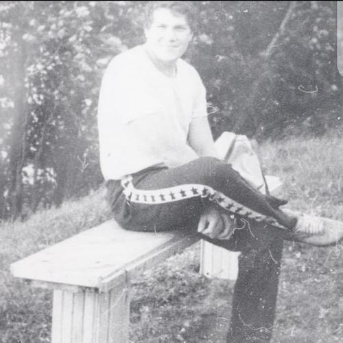 BD2AB115-E828-4AD4-822F-5C4CFF50C9BA