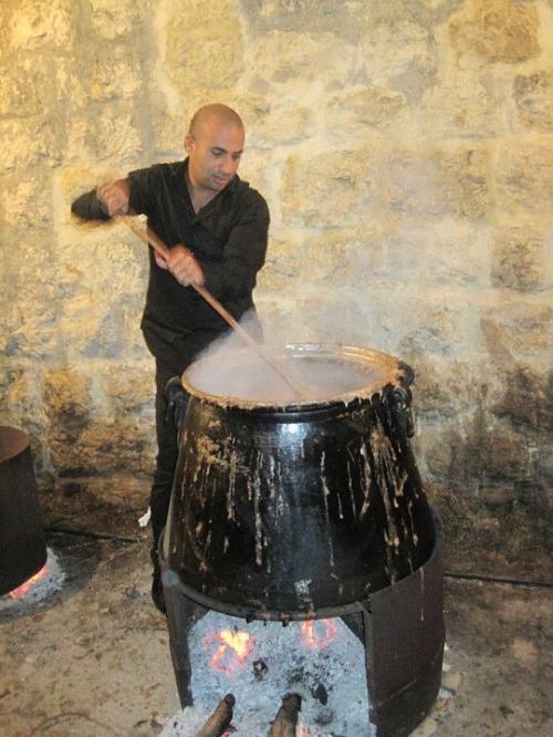 2D8A02D8-13C9-4B78-878E-2DF5791F20CF