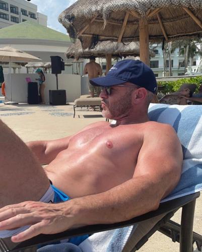 39CEF58A-D7D8-4122-A3E2-72F2FF88F3F3