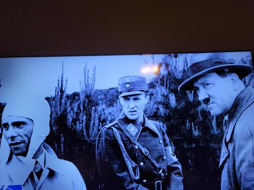 78781384-1e96-4fd4-8f63-cc51e5375a39