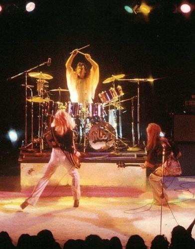 279715725_3236810599930051_690673233338423215_n