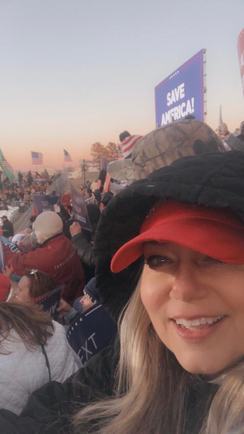 8E8304F4-7CDE-4872-946F-FCE0AB1F0DA9