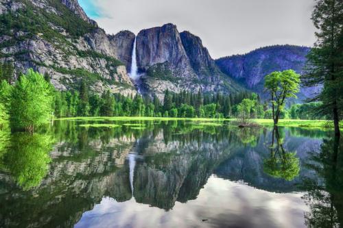 Yosemite falls view from afar