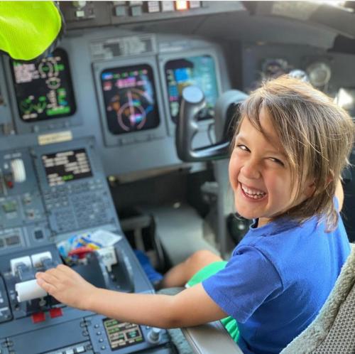 3524DA04-013F-46C5-A865-47EED9B4E3E1