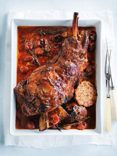 slow_roasted_red_wine_caramelised_onion_lamb_shoulder