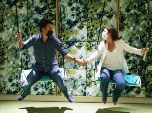 A1B4FBBD-1973-4B3D-A621-67A9B4F367E9-95074-0000194996429B18