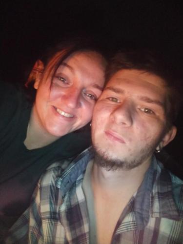 b4fddaec-c7e1-48c7-91b4-2f9428716925