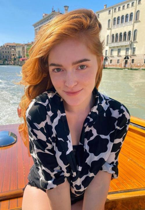 DA0C219F-906E-46FA-A3FE-EF7B72BCDE9E