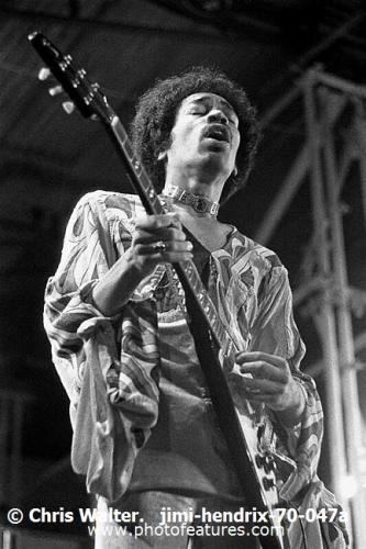 jimi-hendrix-70-047a