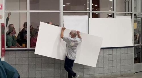 detroit-election-officials-cover-up-windows-ballot-count-151120