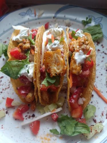 tumblr_927970dc492514bf04fada5f2ff1c26b_51359965_540