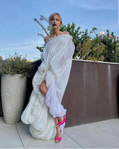 c3a284b3-9f58-4480-acff-74d85632e580