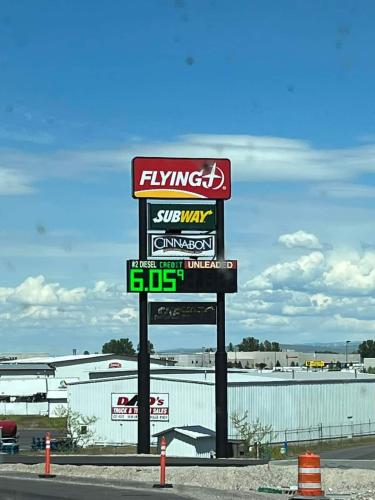 21:06:00 GMT-0500 (CDT)