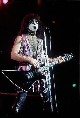 tumblr_f213072bc82036bcc501f403f0cefa0d_87e3462d_500