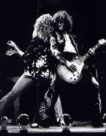 tumblr_n5wbydFwCT1rth5ano1_400