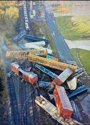 174a89c0-c23f-4bec-81ae-660000851703-AP_Train_Derailment_Texas