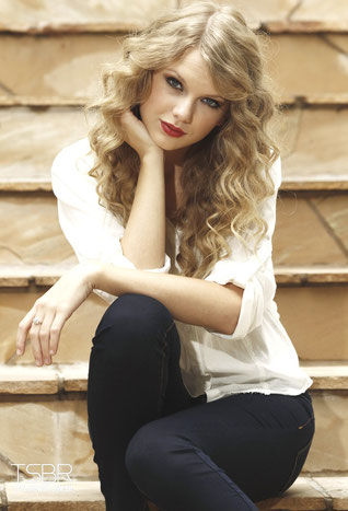 taylor-swift-in-2010