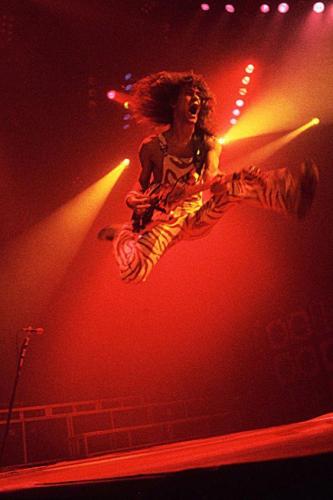 tumblr_466d96b00bc9a55dd738173e6aacabdb_f4321c0f_640