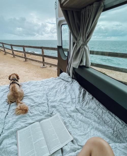 3A994DF8-6903-4E50-B6CB-C390BAF5EF3C