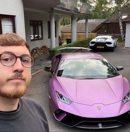 02:03:32 GMT+0100 (WAT)