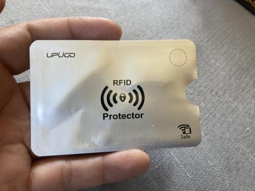 RFID card blocker
