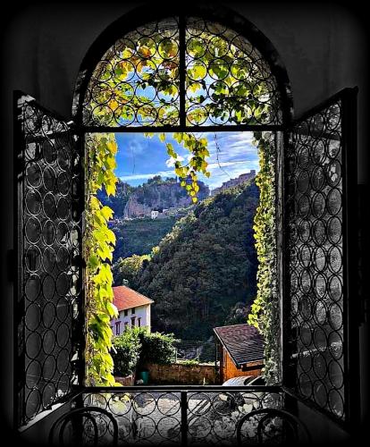 Picsart_22-09-17_23-58-30-988