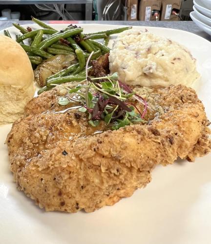 306348790_652148309605668_4436610995939871624_n