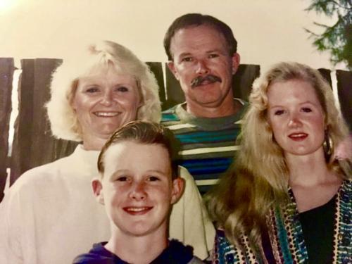 37FA3FEF-F505-4919-81DF-4E71879F1D32