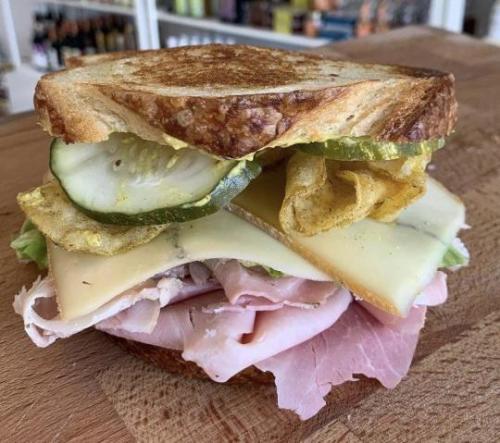 tumblr_9bdbc768d01a09bd1cf7df55c451d3d8_f22be249_540