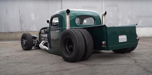 blown-hemi-powered-international-dually-truck-is-a-different-kind-of-hot-rod_3