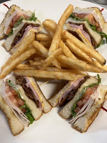 307136095_655569495930216_4227688033235663296_n