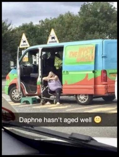 tumblr_e7dc7cc602c62667f27f9708d63a1450_20f21d01_540