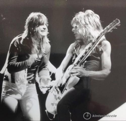 301891843_597905215225079_1092555900649944214_n