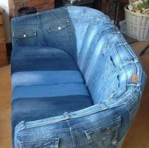 e6109bdb-e74d-4754-9e10-474df3b8c6a3